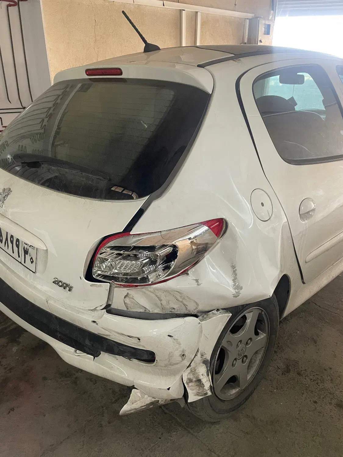 نقاش ماهر|استخدام صنعتی، فنی، مهندسی|بومهن, |دیوار