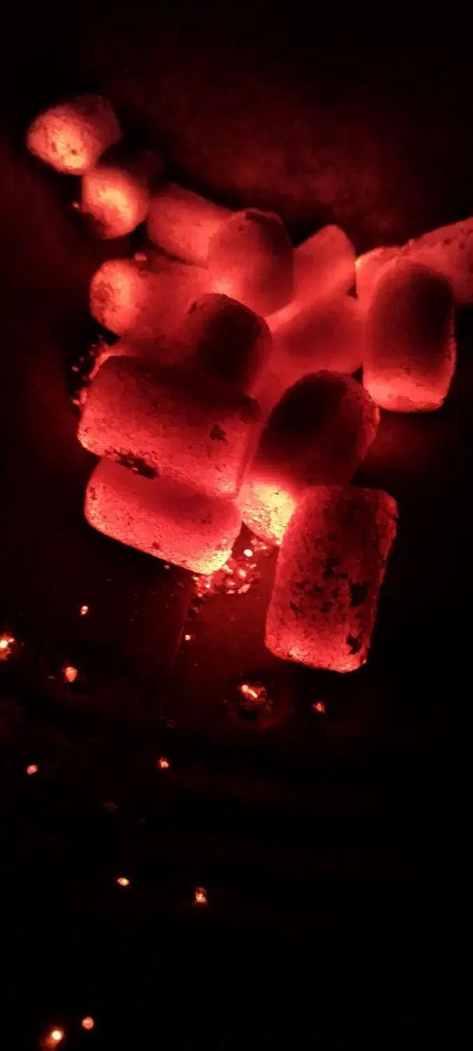 تولید انواع زغال فشرده پسته و نارگیل (کوکو)|عمده‌فروشی|ری, دولت‌آباد|دیوار