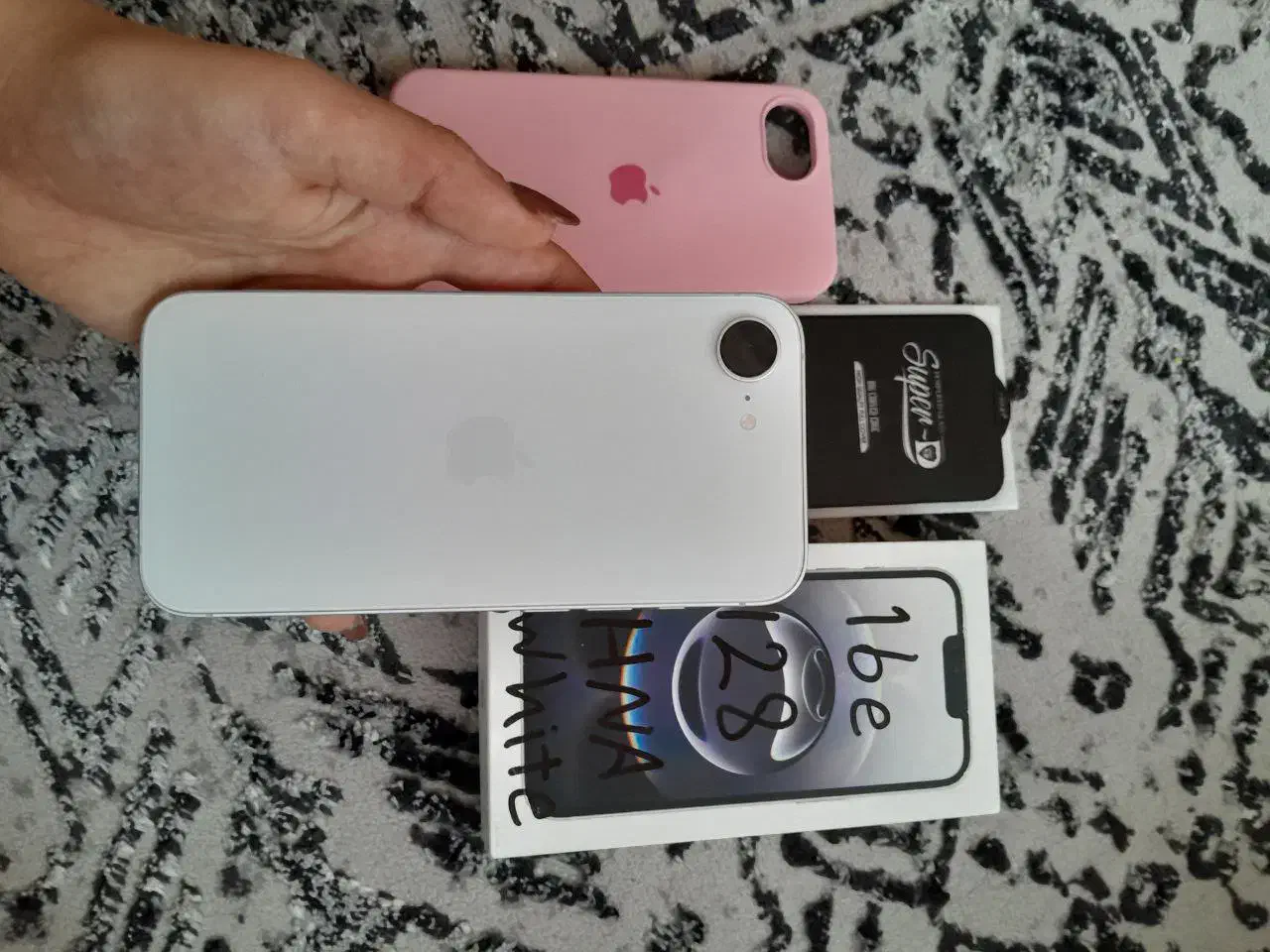 ایفون 16e|موبایل|تهران, ایران|دیوار