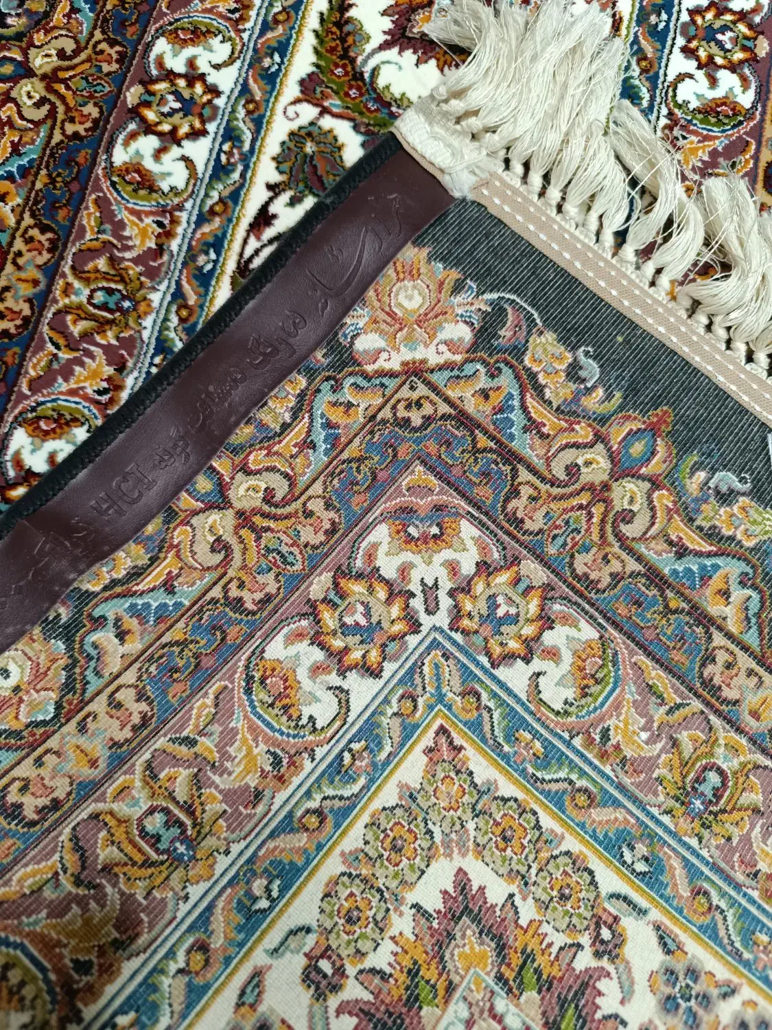 ۲ ۱۲ متری آکبند ۱۰۰۰شانه سورمه ایی آکبند|فرش|کرمانشاه, |دیوار