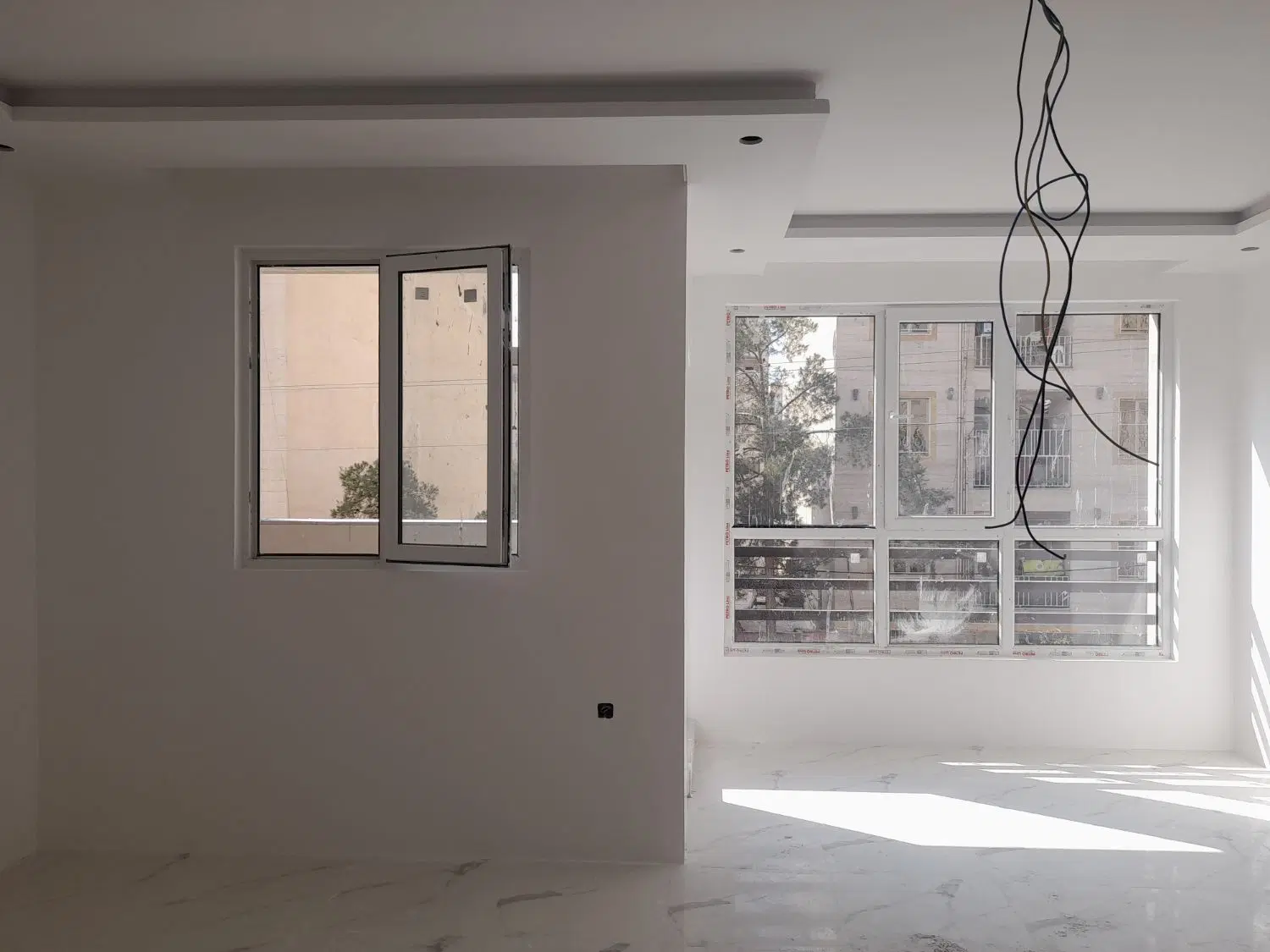 آپارتمان ۱۰۰ متری نوساز در ۲۲ بهمن / رو به نما|فروش آپارتمان|ساوه, |دیوار