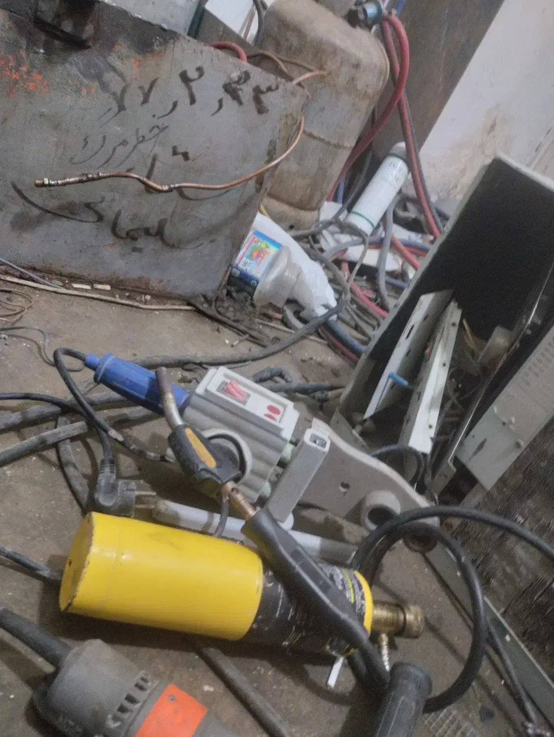 لوله کشی آب فاضلاب|خدمات پیشه و مهارت|میناب, |دیوار