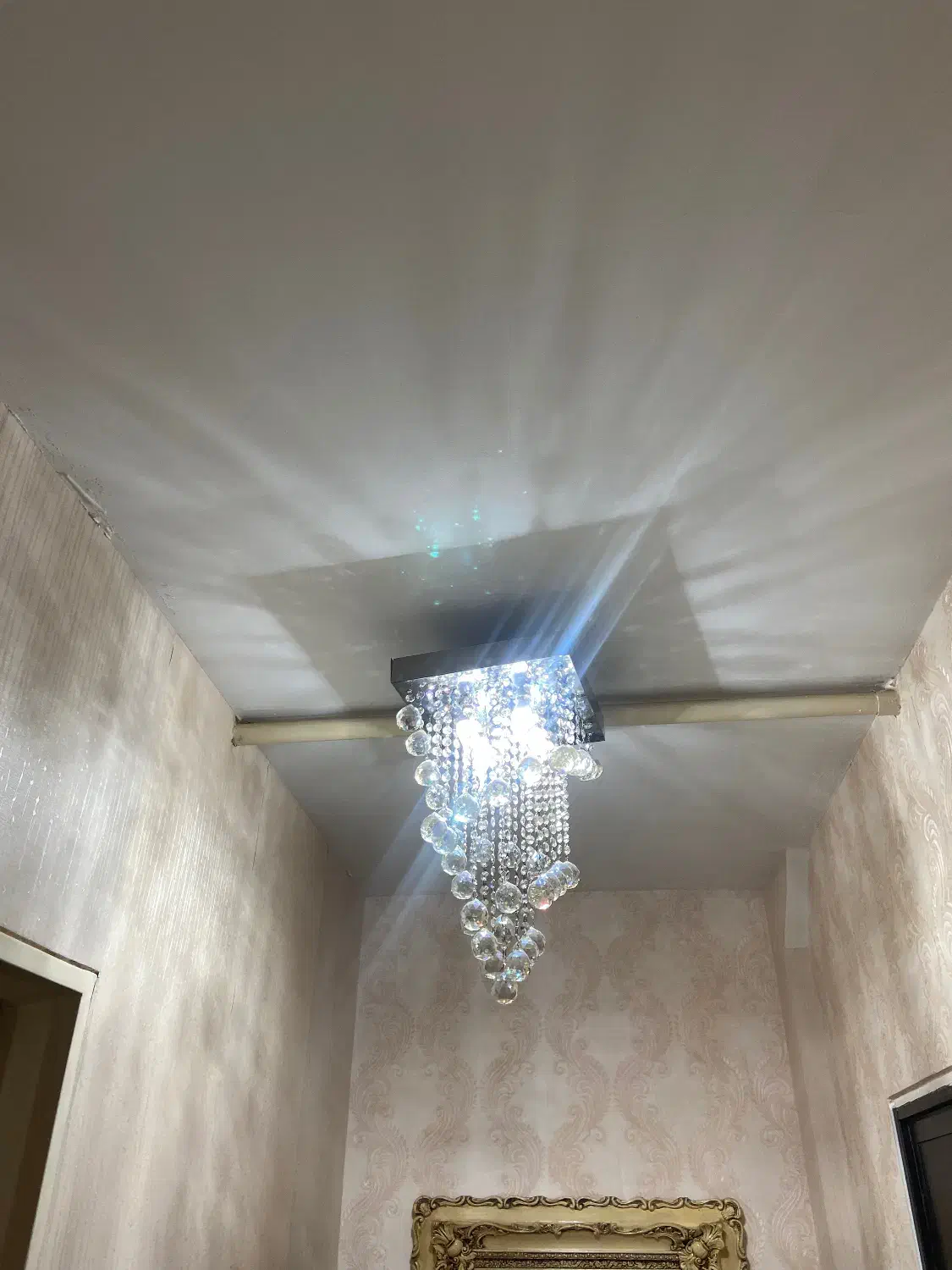 سه عدد لوستر|لوستر و چراغ آویز|قزوین, |دیوار