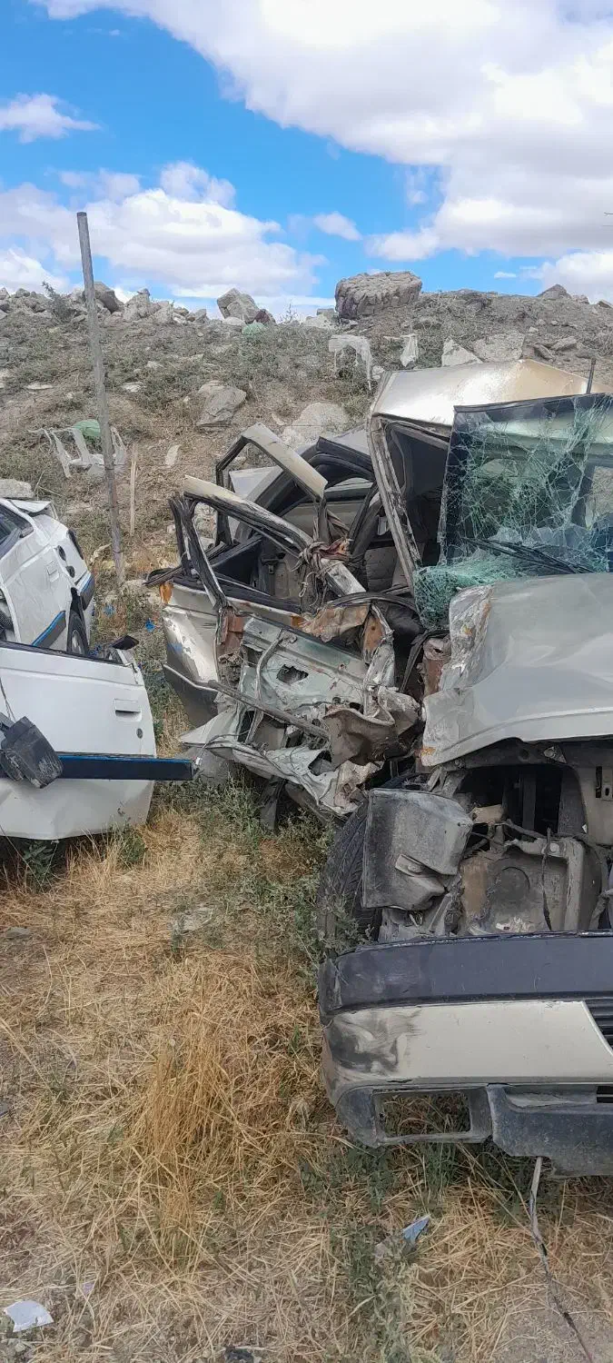 پژو ۴۰۵ تصادفی|خودرو سواری و وانت|ماکو, |دیوار