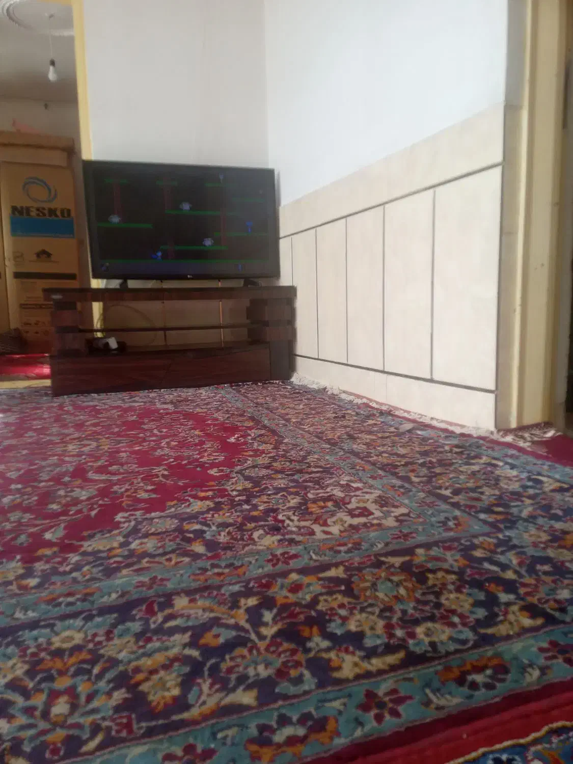 زیر تلوزیون امبی اف کرئی چنس خیلی خوب و جدید|میز تلویزیون|لردگان, |دیوار