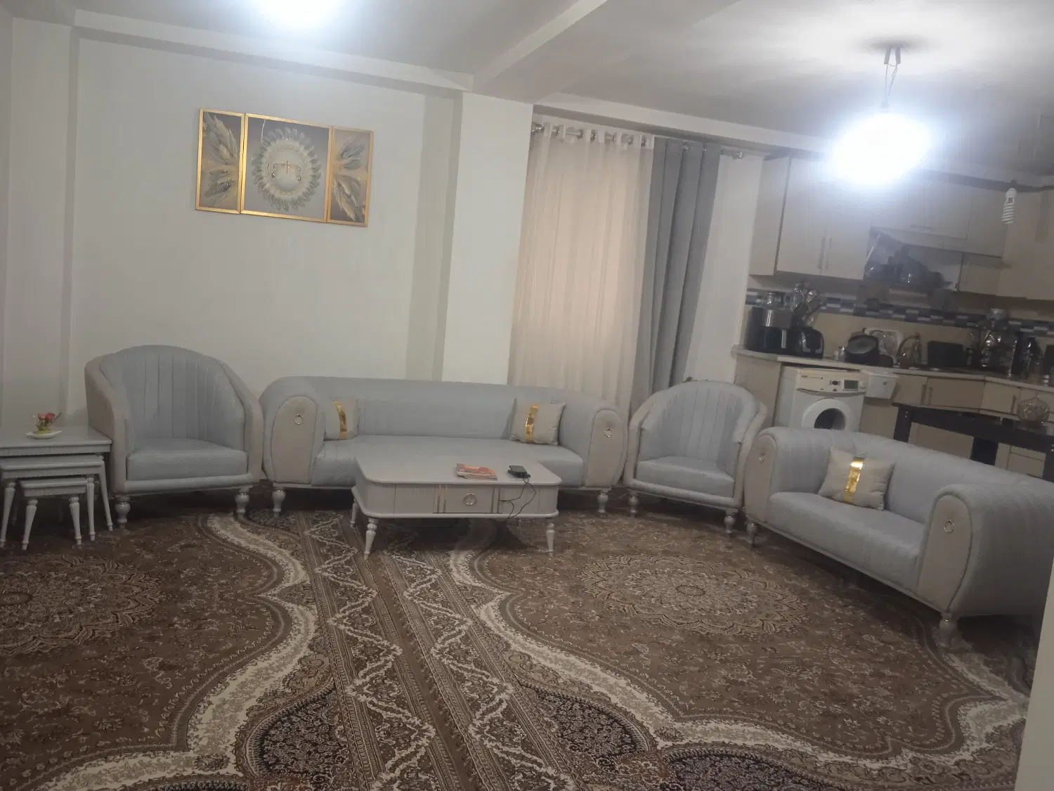 مبلمان|مبلمان خانگی و میز عسلی|اشتهارد, |دیوار