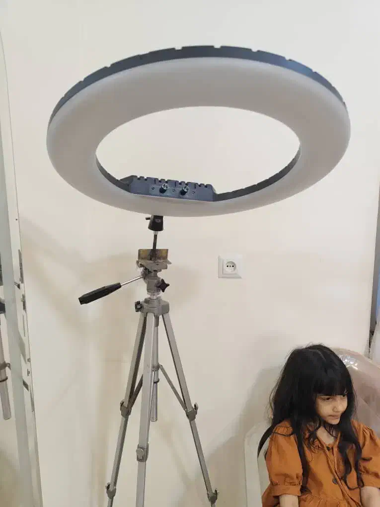 فروش فوق العاده صندلی آرایشگاه و رینگ لایت|آرایشگاه و سالنهای زیبایی|بهبهان, |دیوار