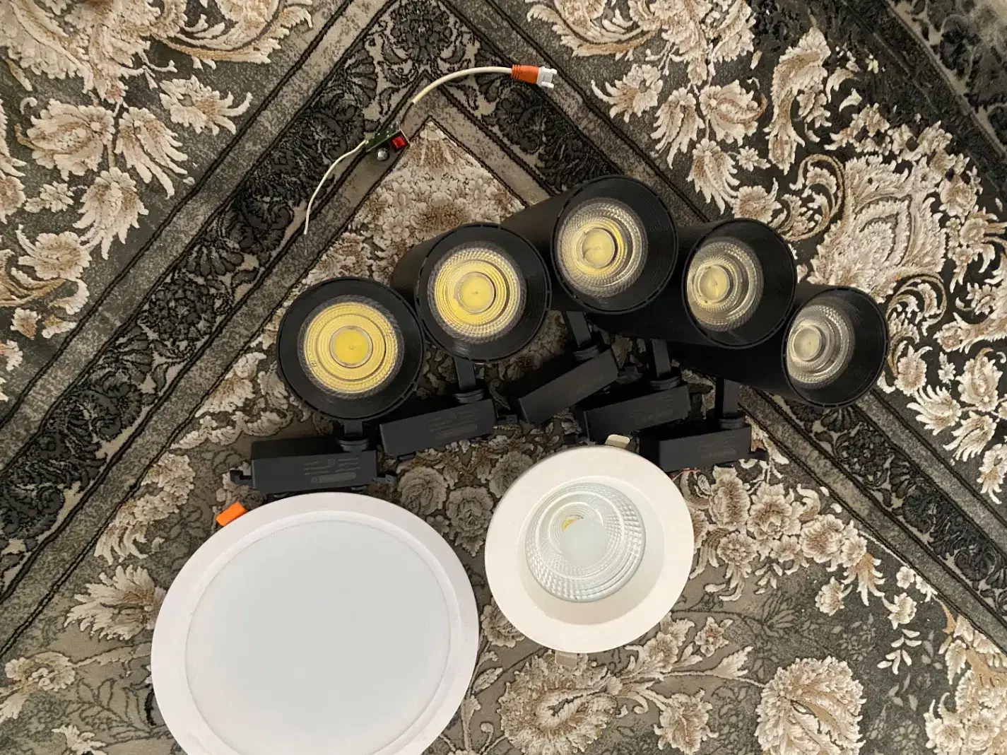 پروژکتور ریلی دکوراتیو|چراغ خواب و آباژور|ورامین, ورامین|دیوار