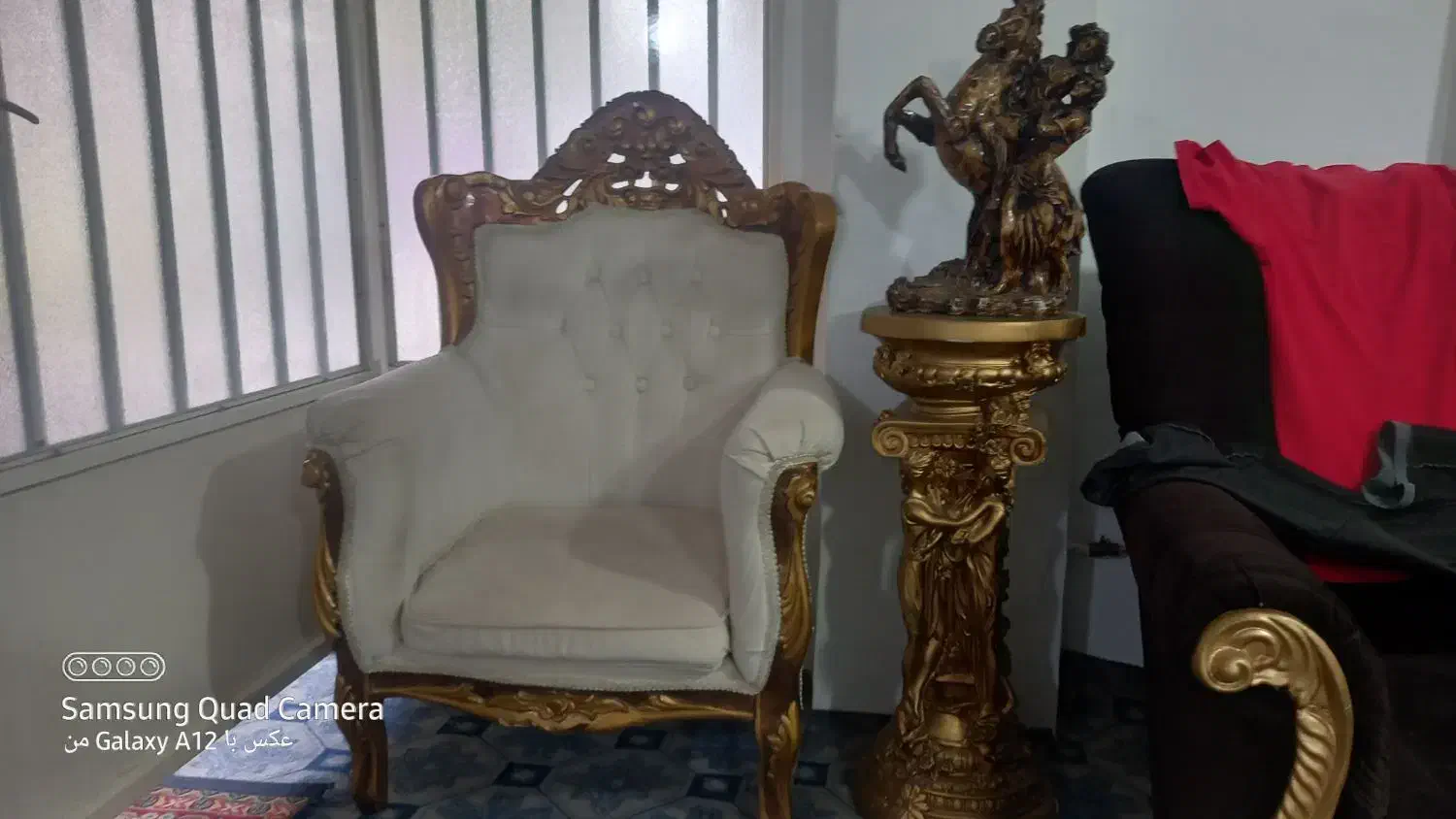 مبل سلطنتی|مبلمان خانگی و میز عسلی|تالش, هشتپر|دیوار