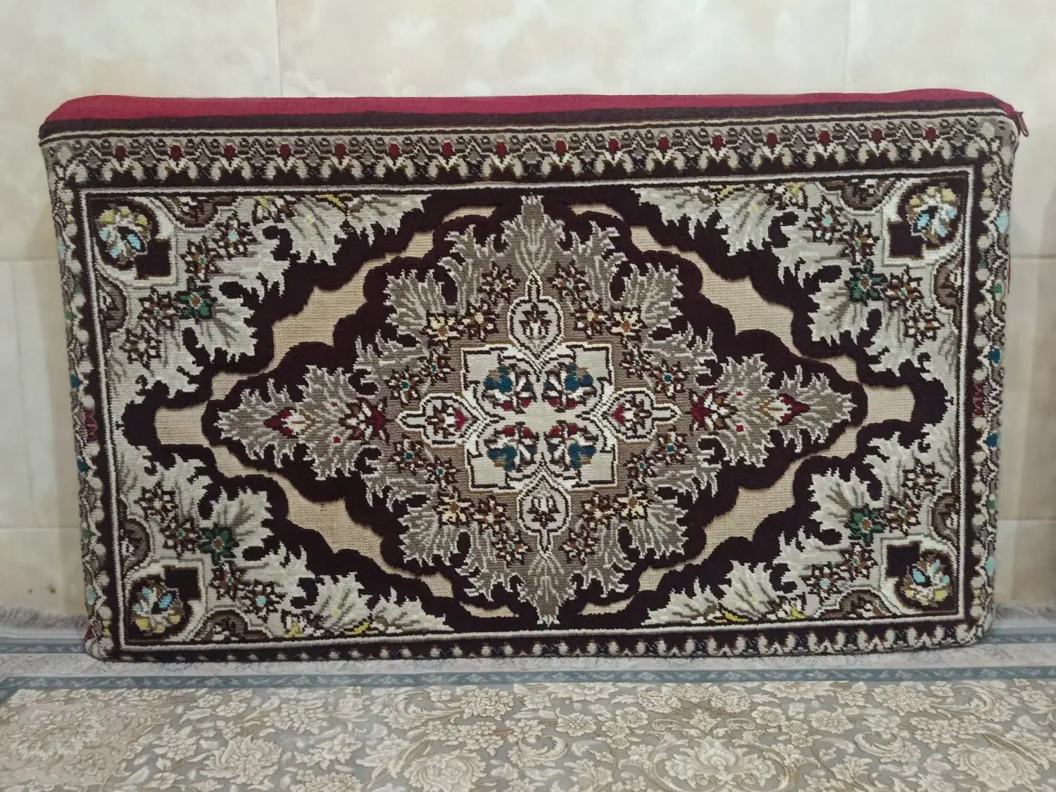 پشتی|پشتی|ساوه, |دیوار