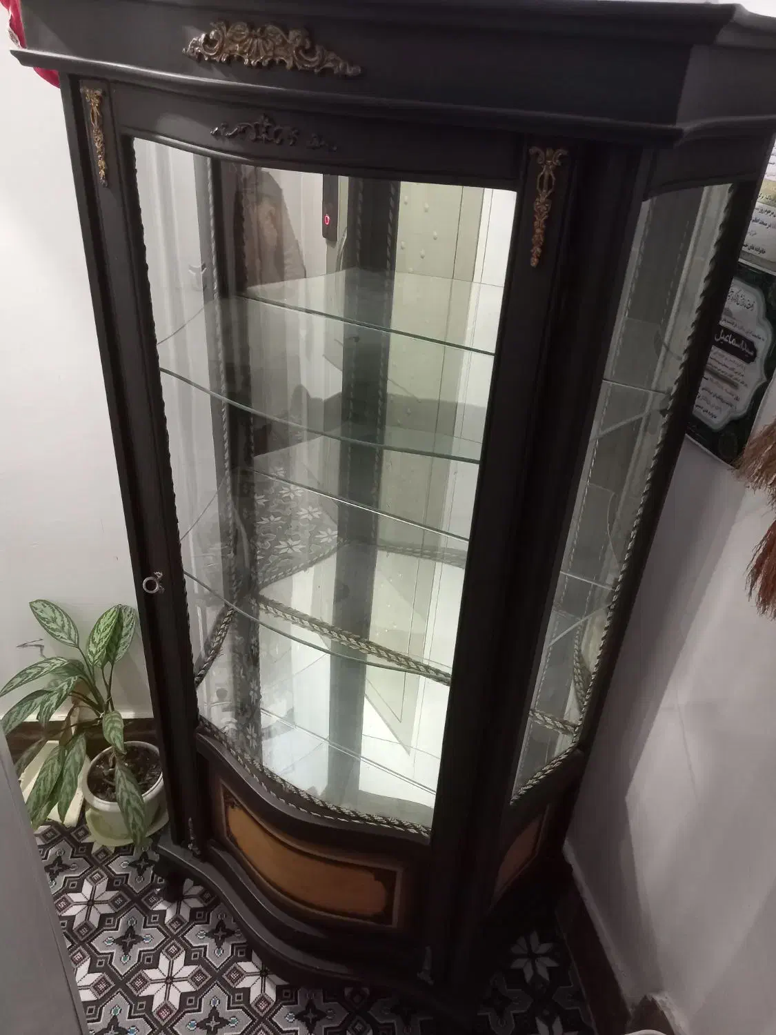 ویترین ایستاده|بوفه، ویترین، کنسول|لنگرود, |دیوار