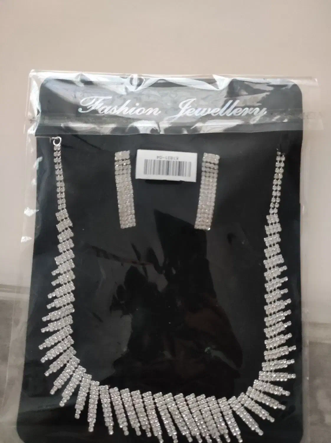 نیم ست نگین دار رنگ ثابت|بدلیجات|تهران, مقدم|دیوار