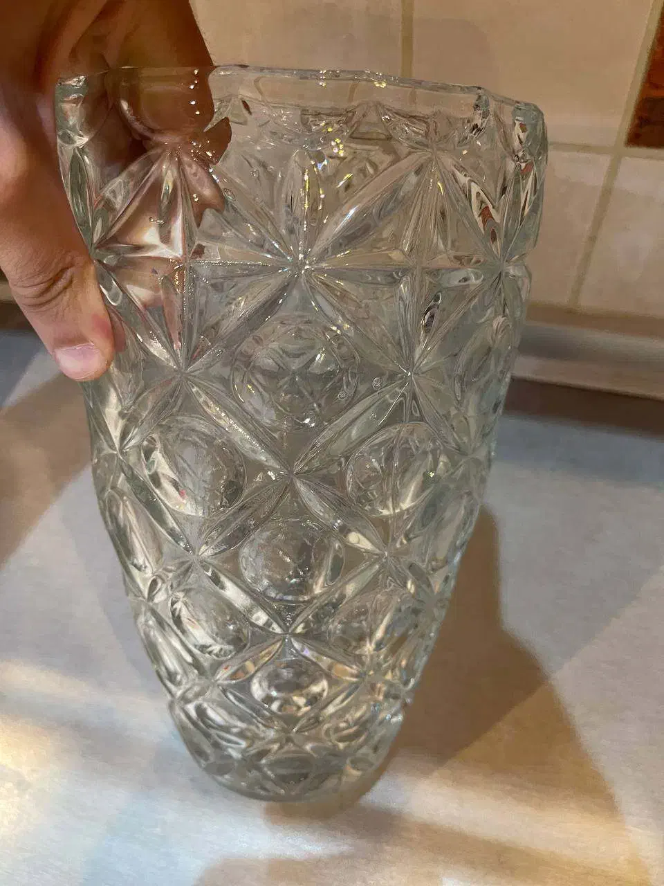 گلدانی قدیمی انتیک|گل مصنوعی|رشت, ساغری سازان|دیوار