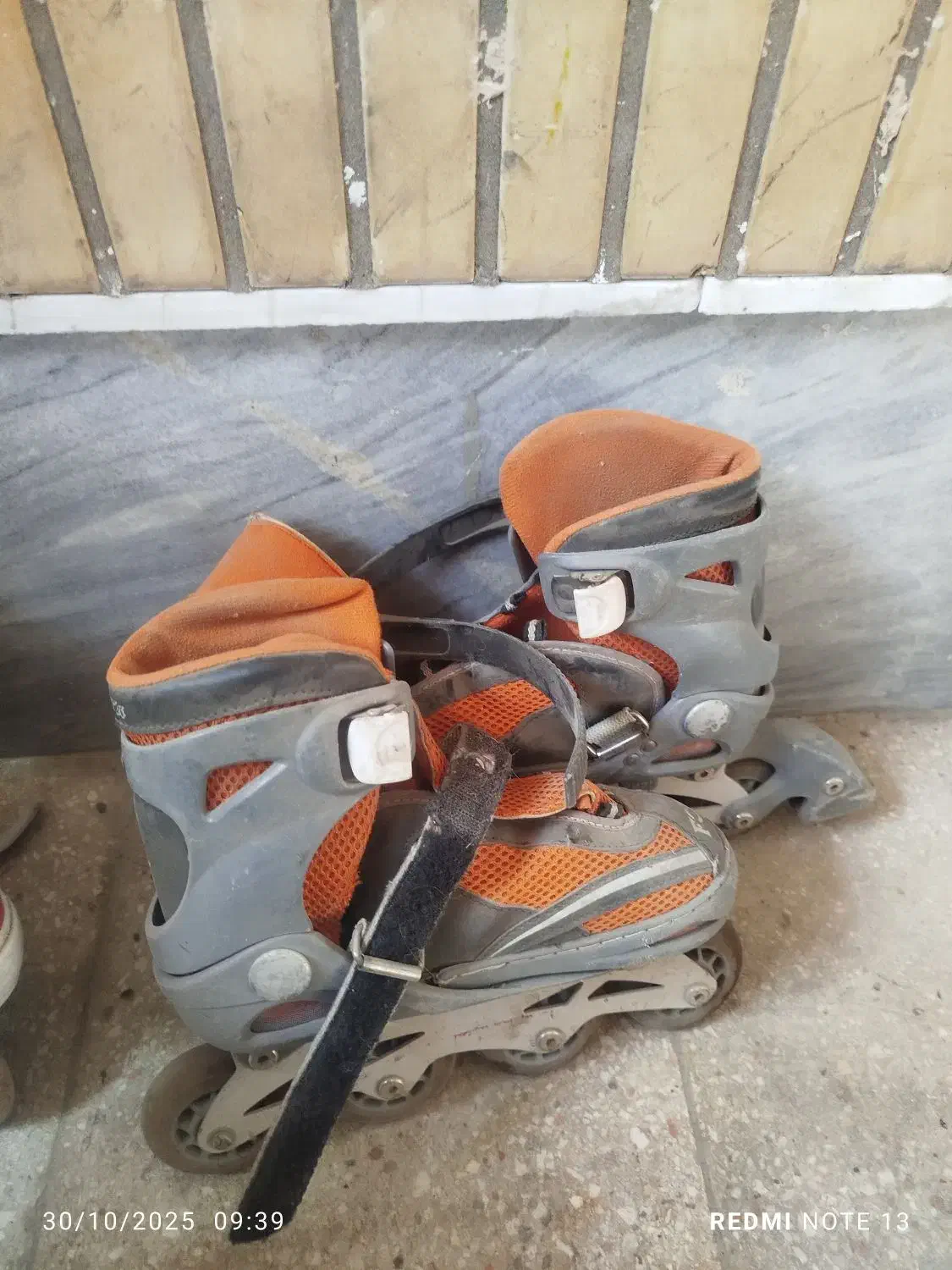 کفش اسکیت|دوچرخه، اسکیت، اسکوتر|کاشان, سیفی آباد|دیوار