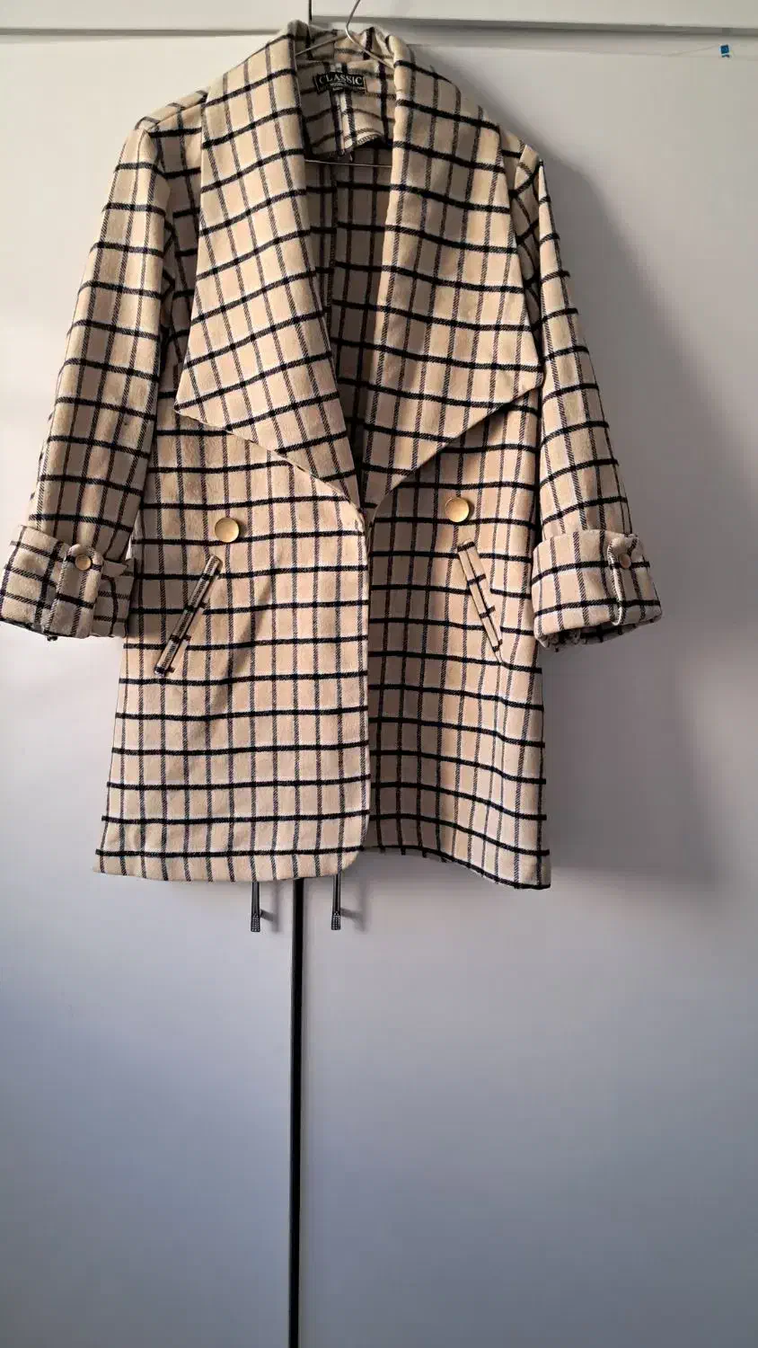 مانتو|لباس|مشهد, امیر|دیوار