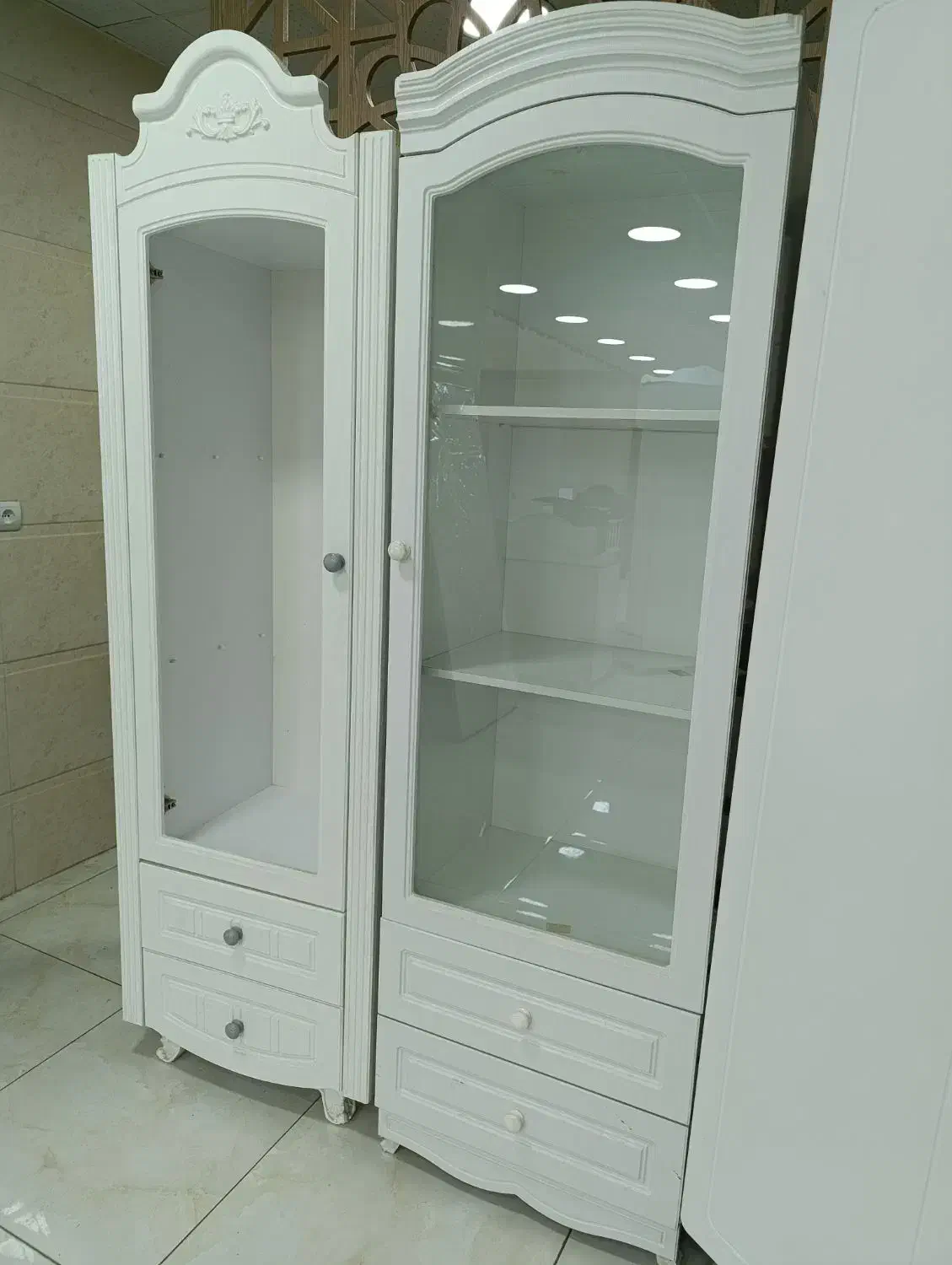 کمد و بوفه تکی|میز و صندلی غذاخوری|سلماس, |دیوار