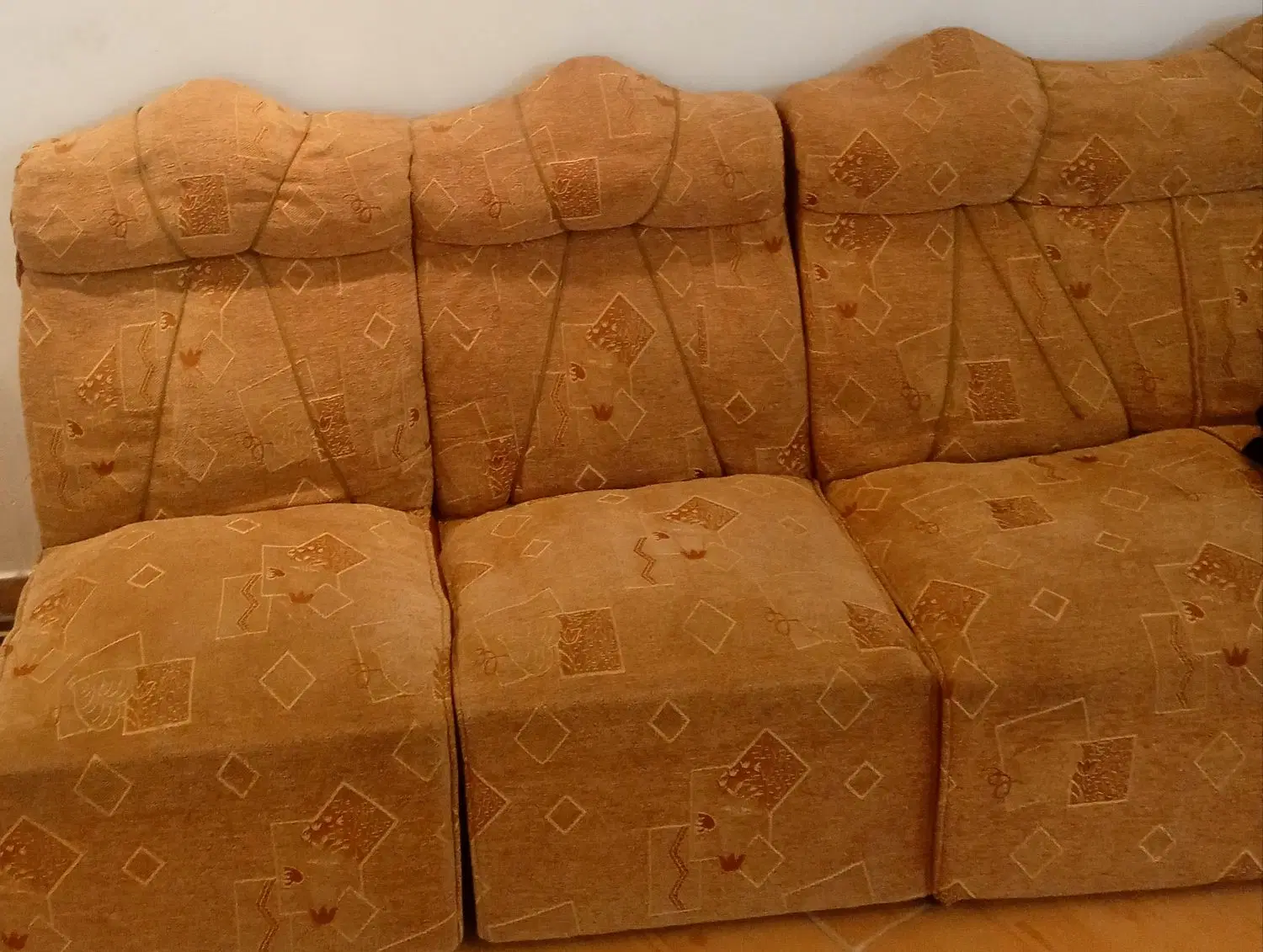 مبل|مبلمان خانگی و میز عسلی|اردبیل, |دیوار