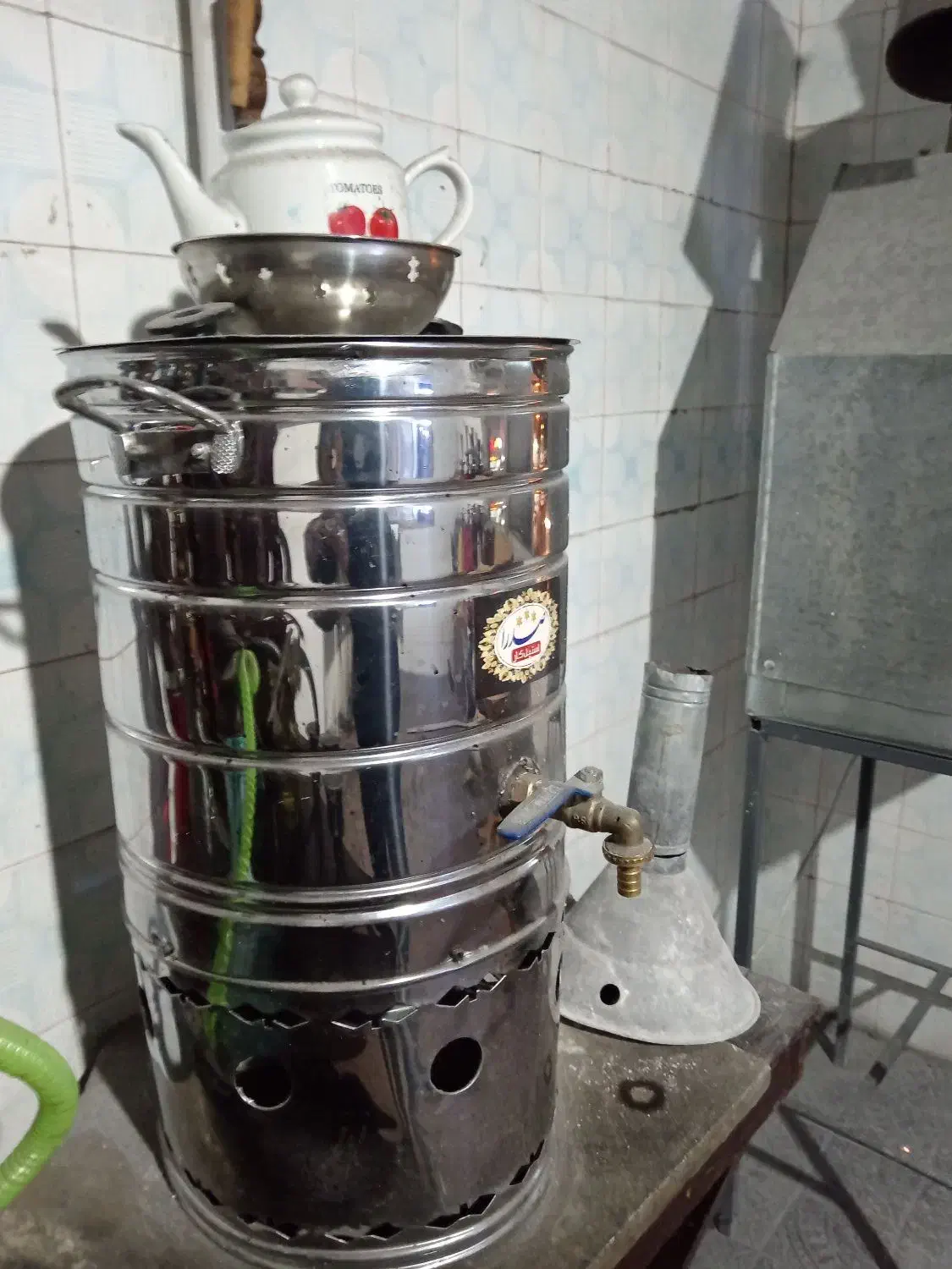 سماور گازی|سماور، چایساز، قهوهساز|رشت, معلولین|دیوار