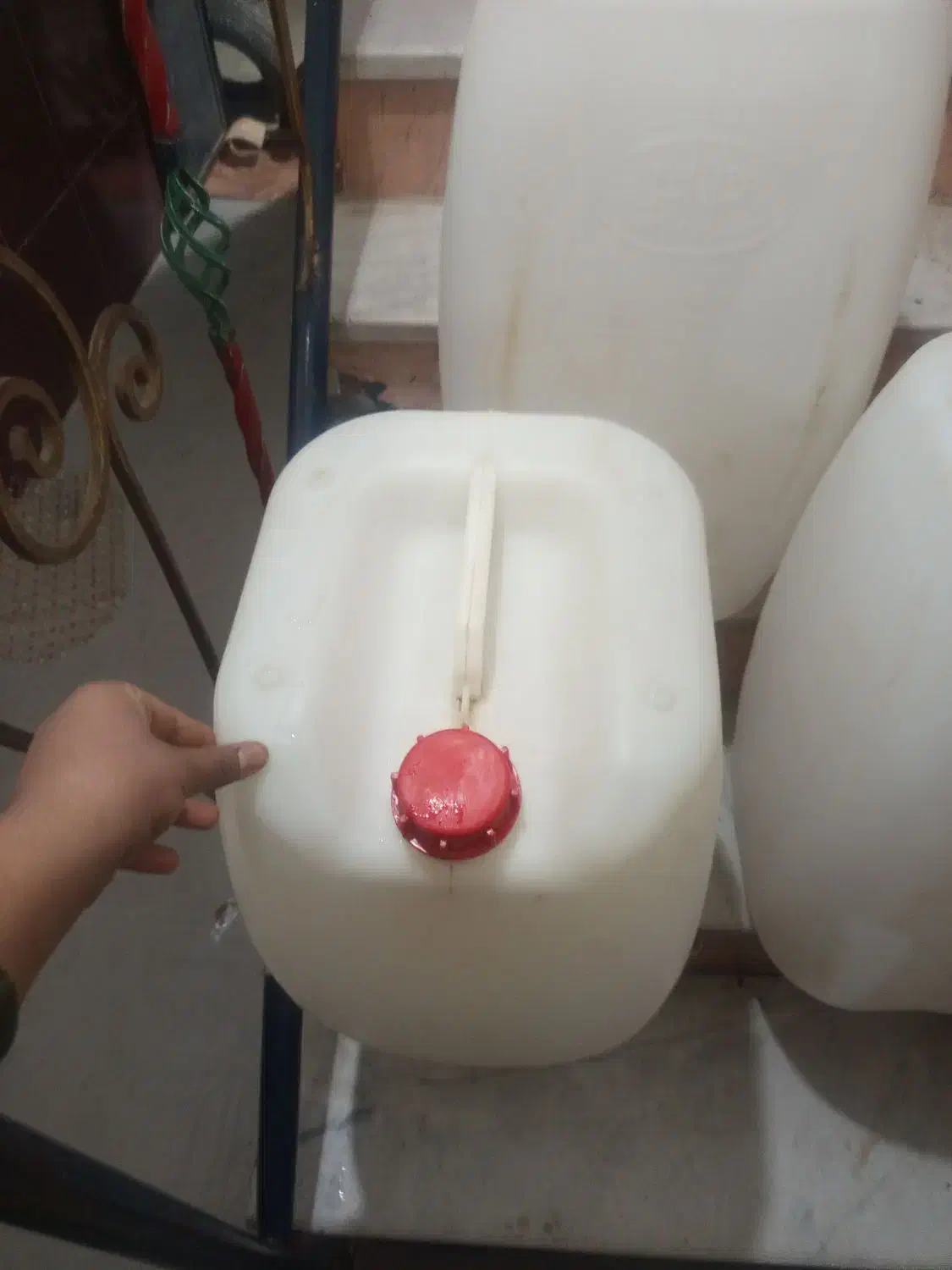 گالن 70لیتری خشک|لوازم نظافت|زاهدان, |دیوار