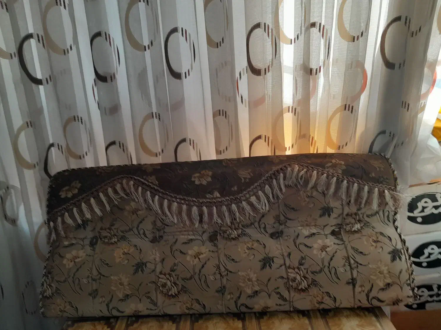 پشتی|پشتی|شیراز, پودنک|دیوار