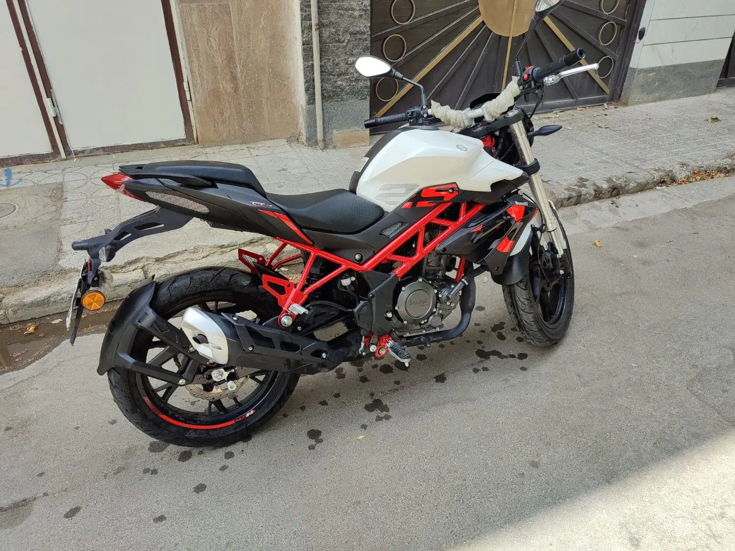 موتور بنلی ۲۵۰|موتورسیکلت|ملایر, |دیوار