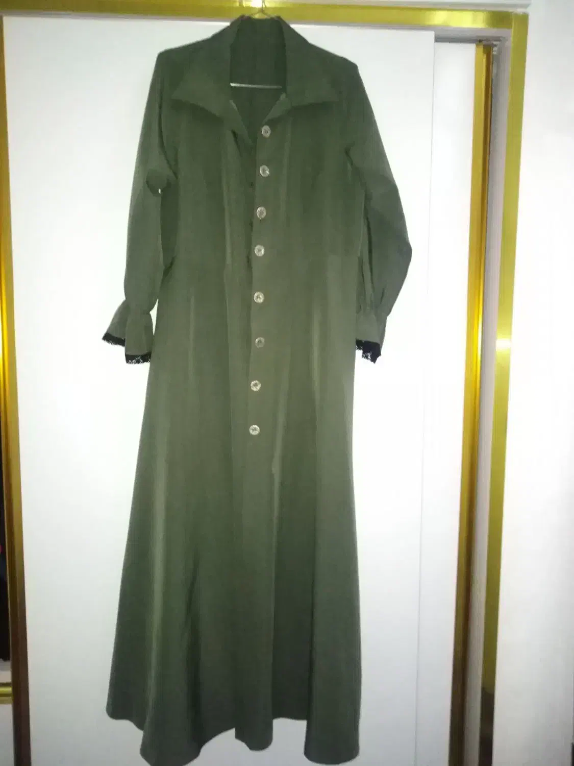 چند عدد مانتو|لباس|تبریز, |دیوار