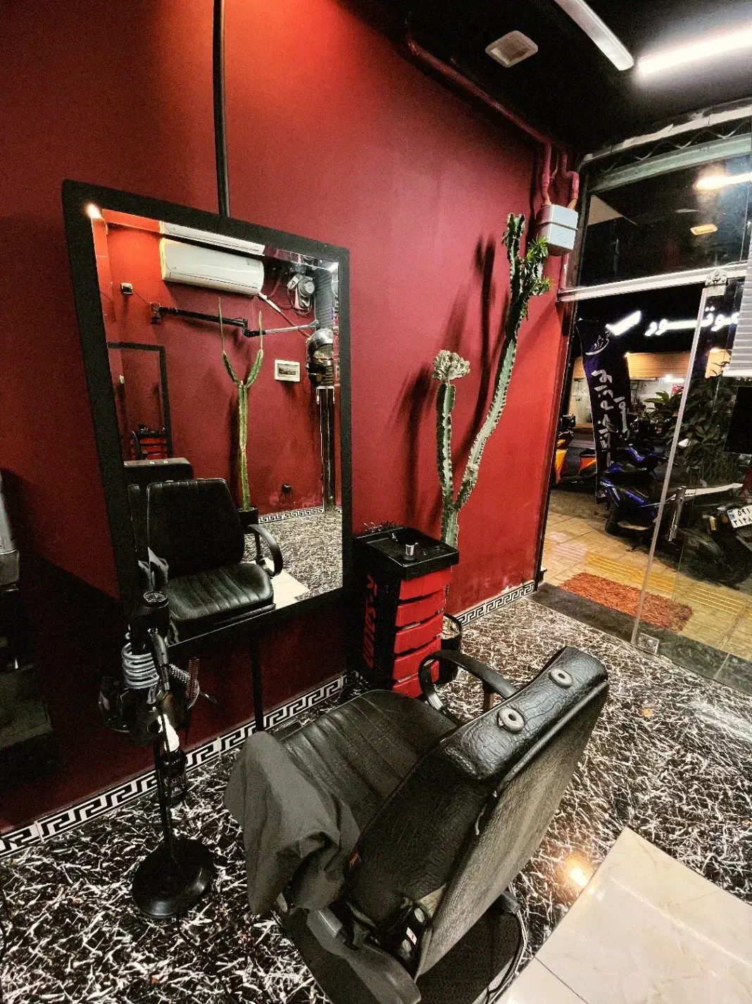 هیدن هیرکات|خدمات آرایشگری و زیبایی|قائم‌شهر, |دیوار