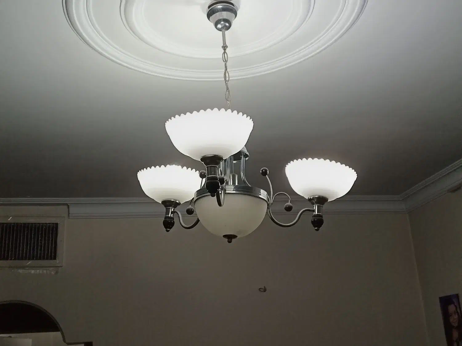 لوستر۳ شعله|لوستر و چراغ آویز|تهران, چهارصد دستگاه|دیوار