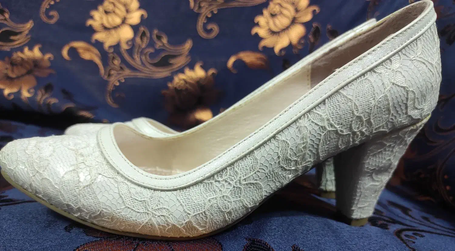 کفش مجلسی|کیف، کفش، کمربند|کیاشهر, |دیوار