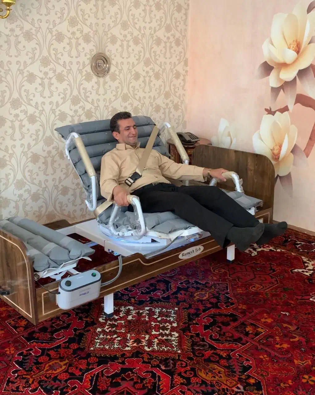 تخت بیمارستانی صندلی شو|تخت و سرویس خواب|تبریز, |دیوار