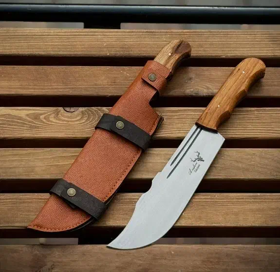 کلکسیونی|کلکسیون اشیاء عتیقه|شاهرود, |دیوار