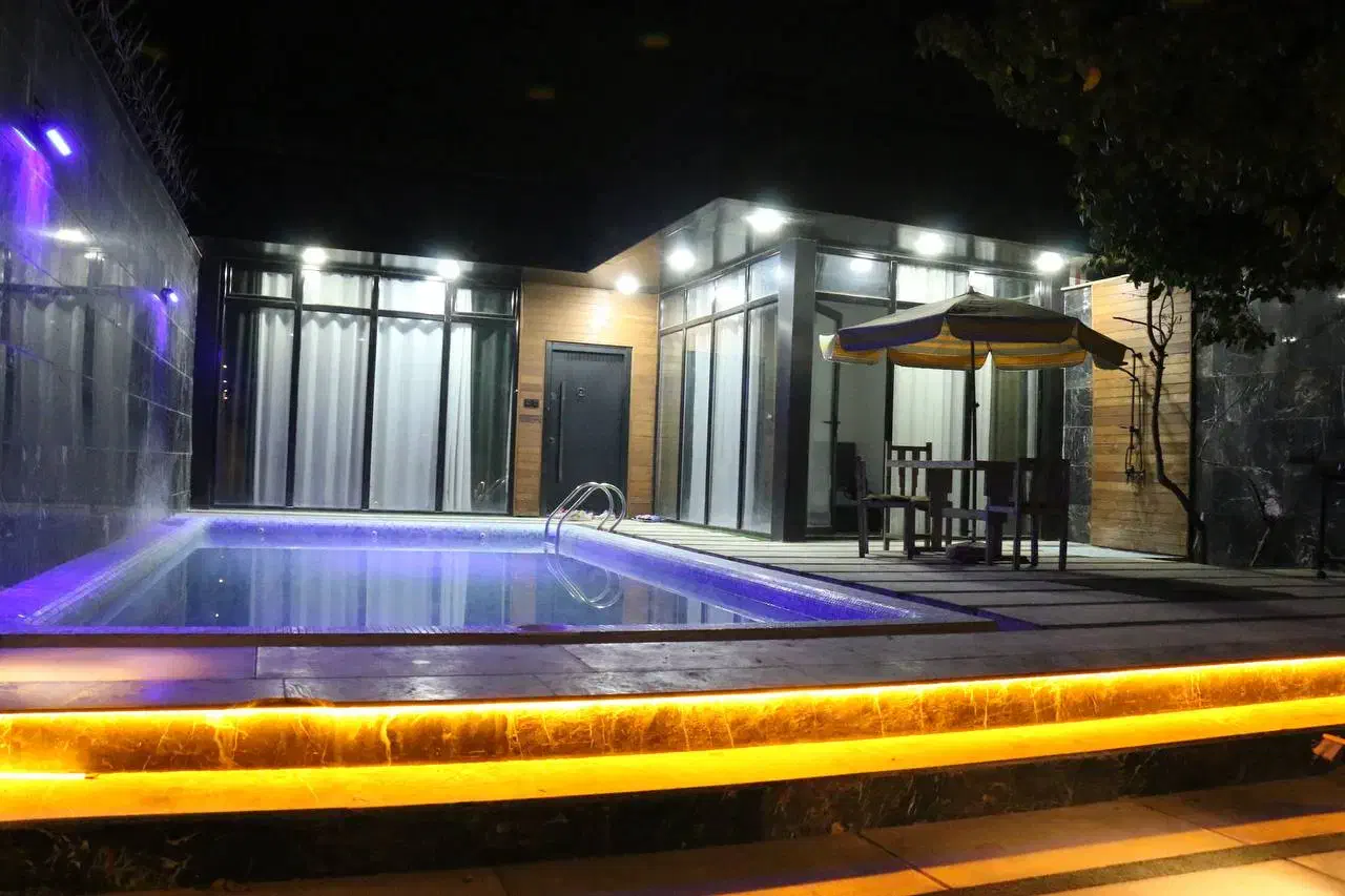 اجاره ویلا مدرن روزانه ساعتی قیمت عالی مالک هستم|اجارهٔ کوتاهمدت ویلا و باغ|تهران, تهرانسر غربی|دیوار