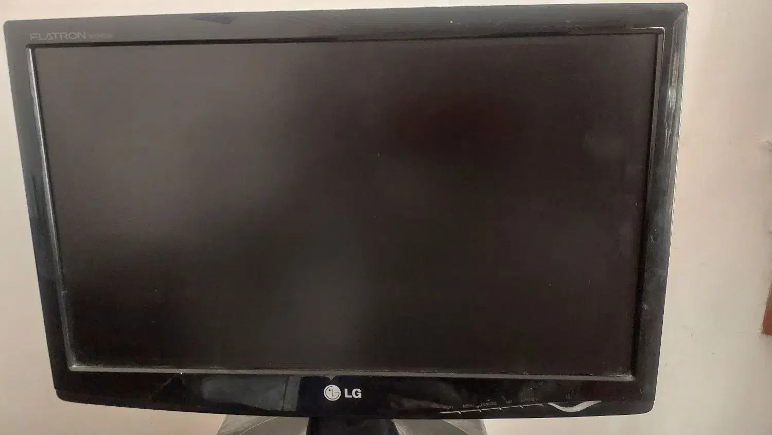 مانیتور ۱۹‌ اینچ LG|قطعات و لوازم جانبی رایانه|مشهد, ابوذر|دیوار