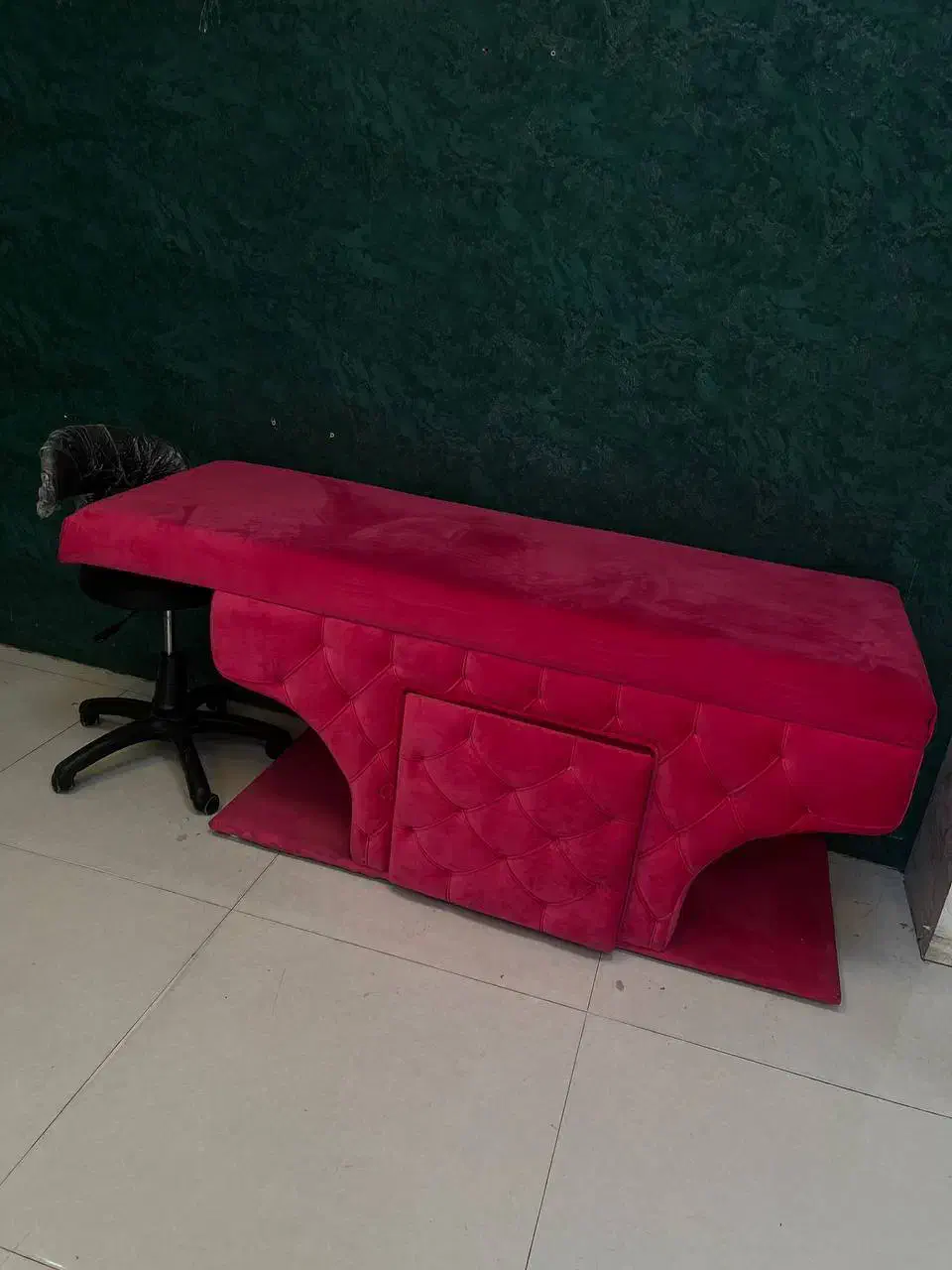 جذب ناخنکار مژه کار کراتین فیشال و..|استخدام درمانی، زیبایی، بهداشتی|رشت, توشیبا|دیوار