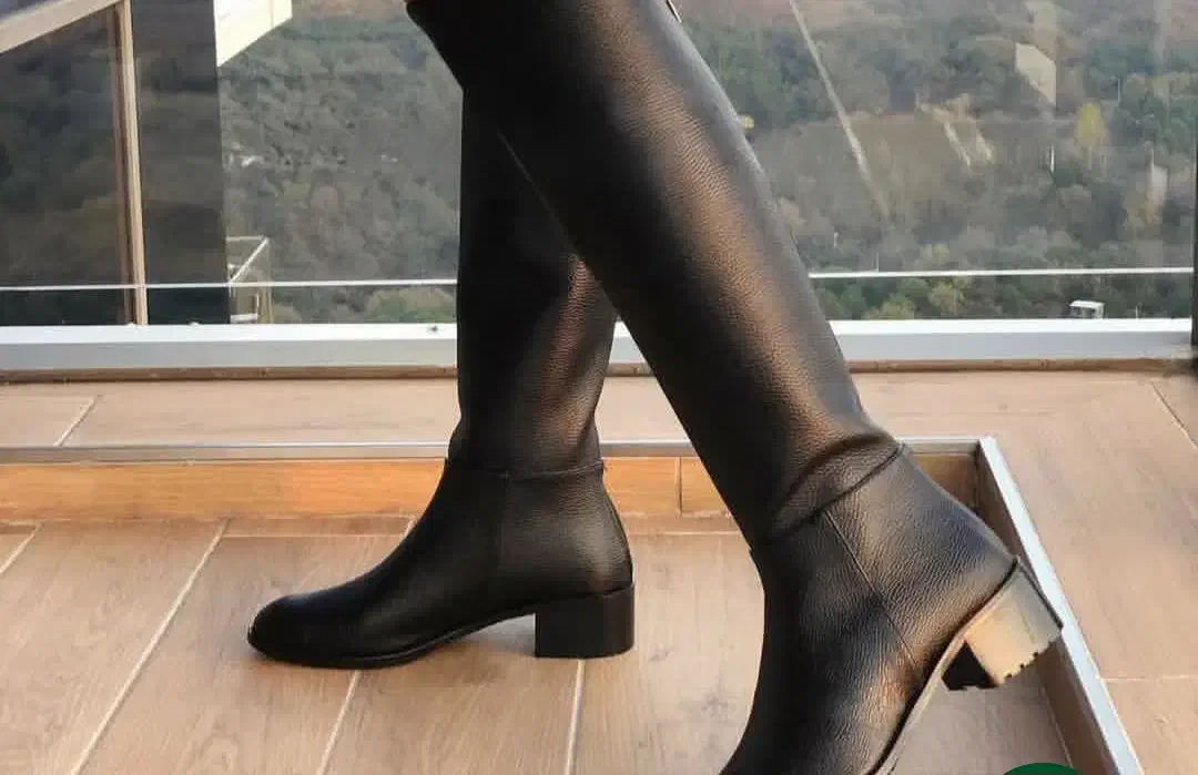 بوت جنس چرم سایز۴۰ وکالج سایز۴۰|کیف، کفش، کمربند|کاشان, شهرک خاتم الانبیا (مسکن ملی کاشان)|دیوار