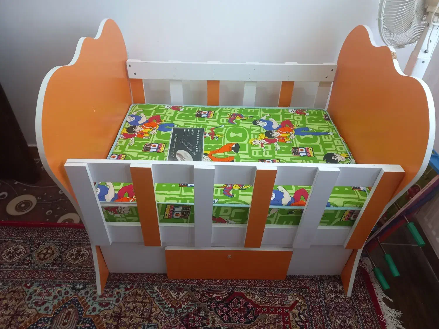 تخت وتشک کودک|تخت و صندلی بچه|ماسال, |دیوار