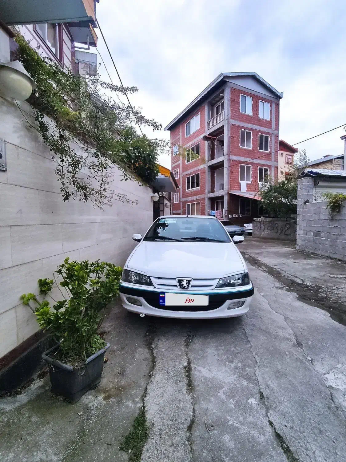 خودرو پژوپارس مدل آخر۹۹|خودرو سواری و وانت|رشت, منظریه|دیوار