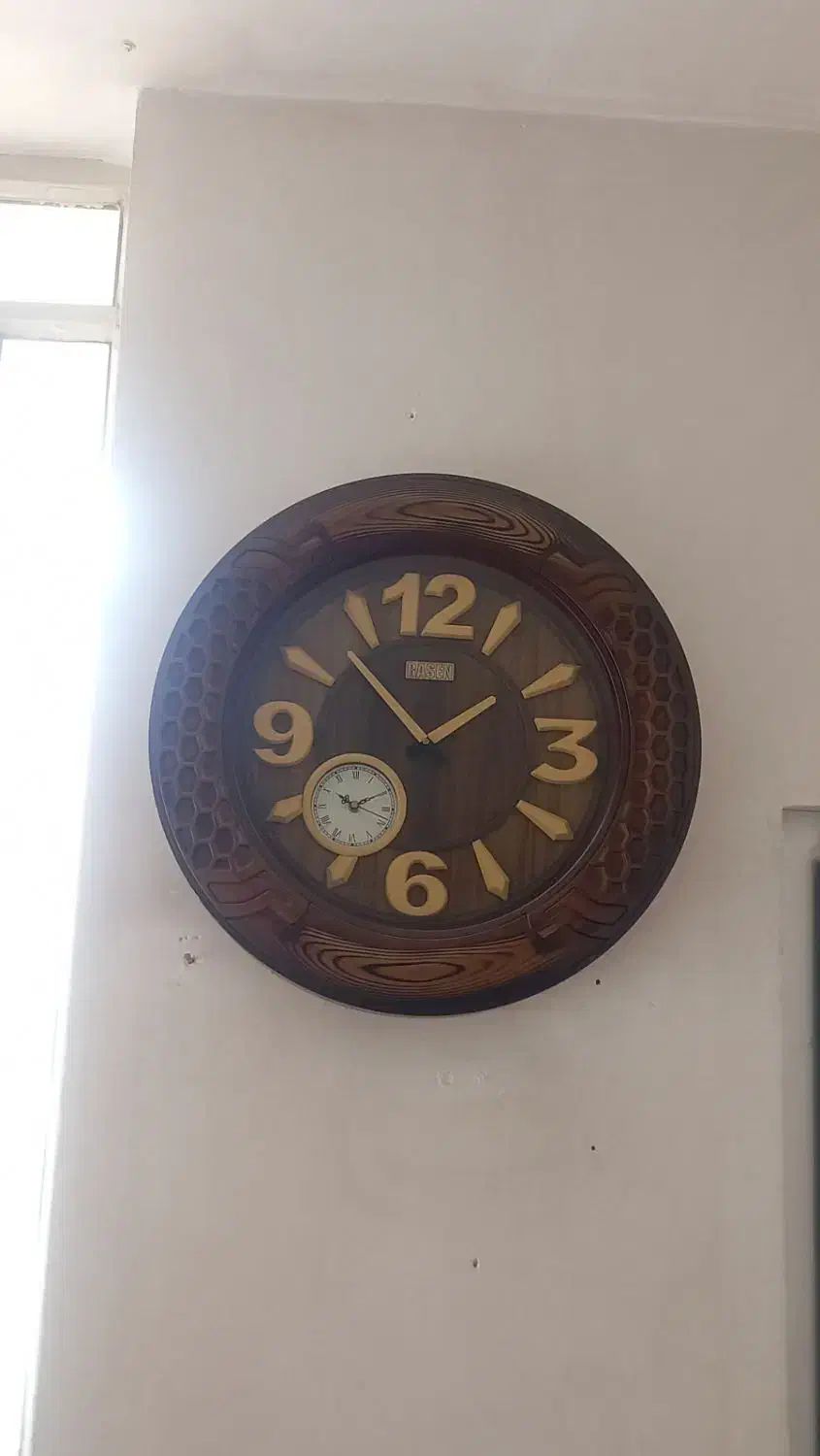 ساعت دیواری سالم|ساعت دیواری و تزئینی|خرم‌آباد, |دیوار