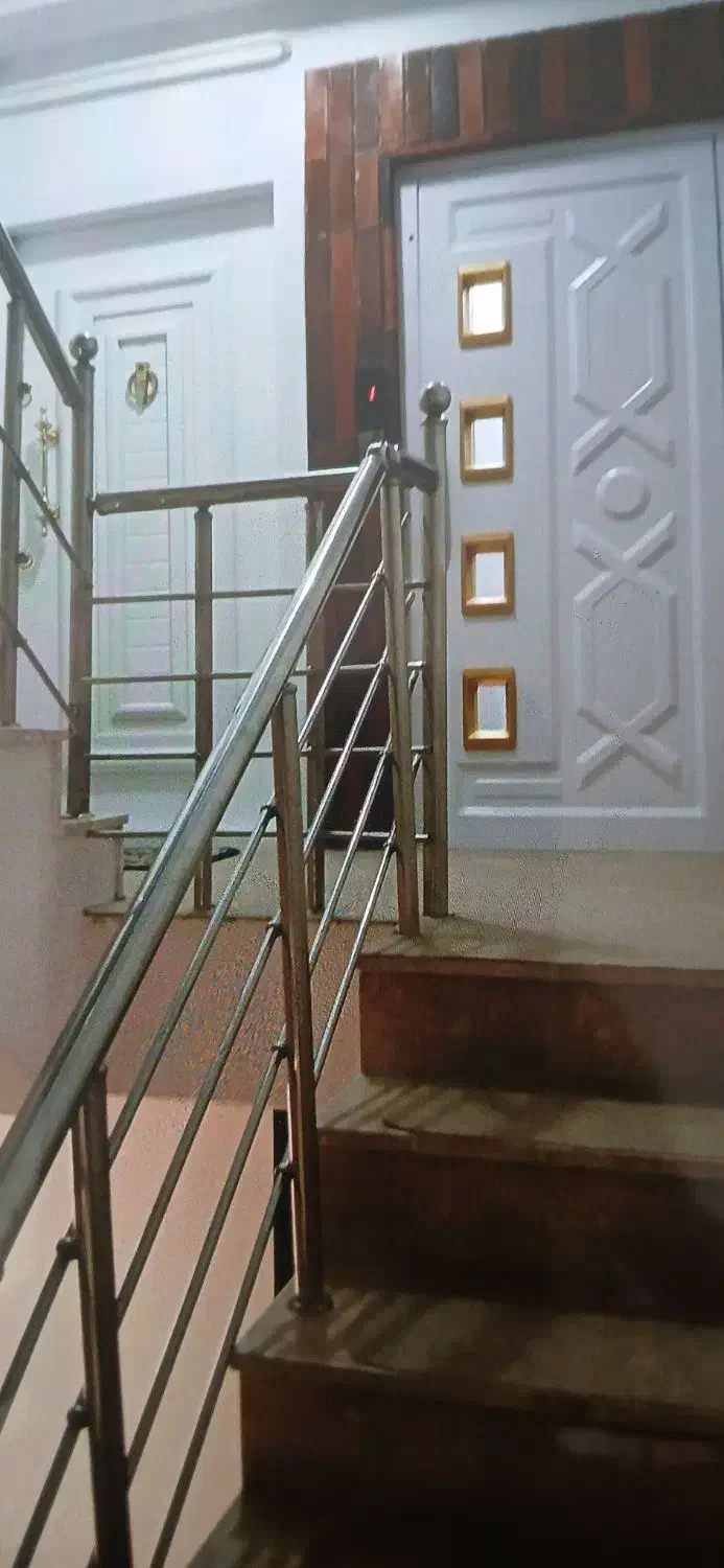 آپارتمان شهرک وحدت شمالی طبقه اول فول امکانات|فروش آپارتمان|سنندج, |دیوار