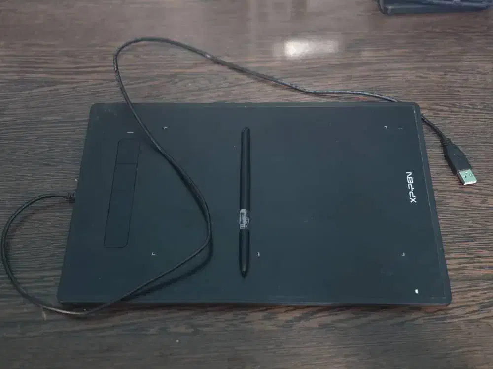 یک عدد قلم نوری فروشی|قطعات و لوازم جانبی رایانه|کرمان, |دیوار