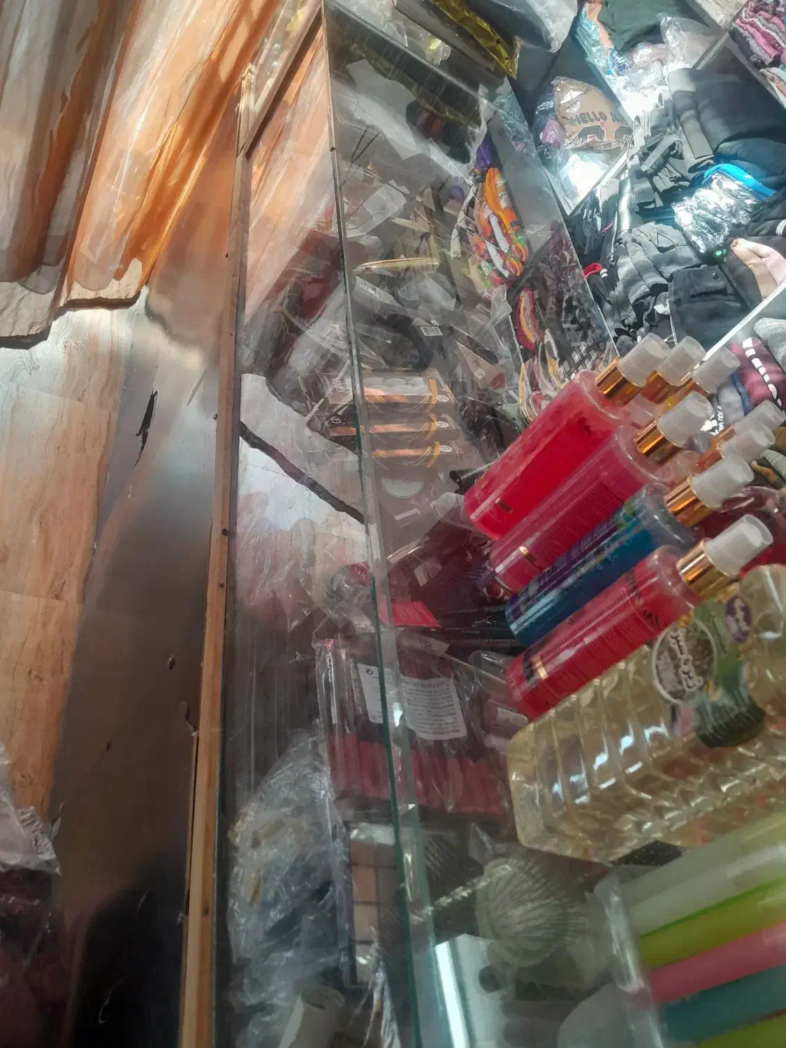 قفسه وویترین ترازو|فروشگاه و مغازه|قم, فرهنگیان و شهربانی|دیوار