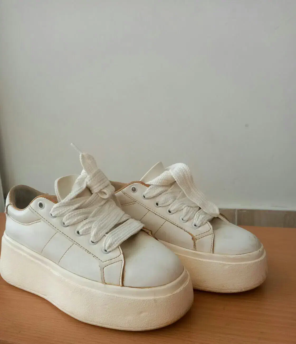 کتونی دخترانه|کیف، کفش، کمربند|ابهر, |دیوار