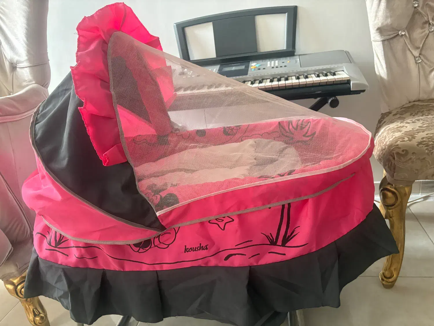 گهواره کنار تخت مادر|تخت و صندلی بچه|تهران, حکیمیه|دیوار