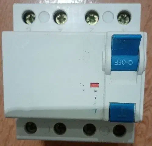 فروش تعدادی قطعات الکترونیکی|مصالح و تجهیزات ساختمان|اصفهان, قائمیه|دیوار