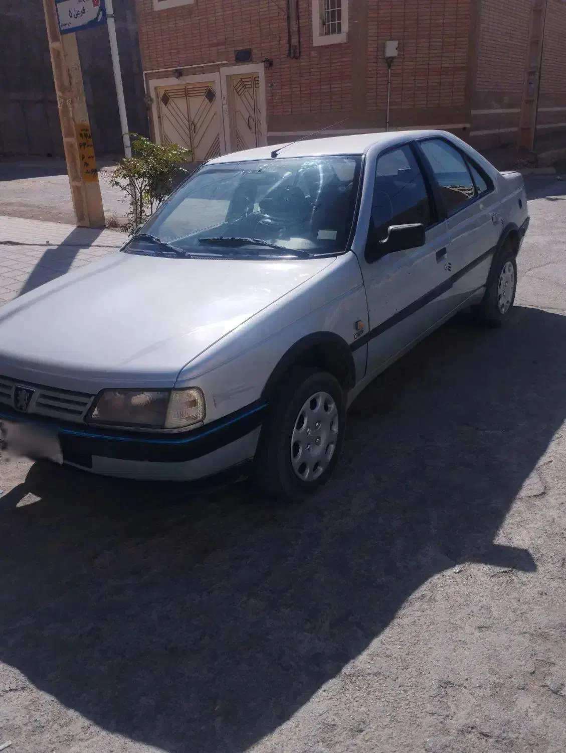 پژو روا|خودرو سواری و وانت|شهرضا, |دیوار