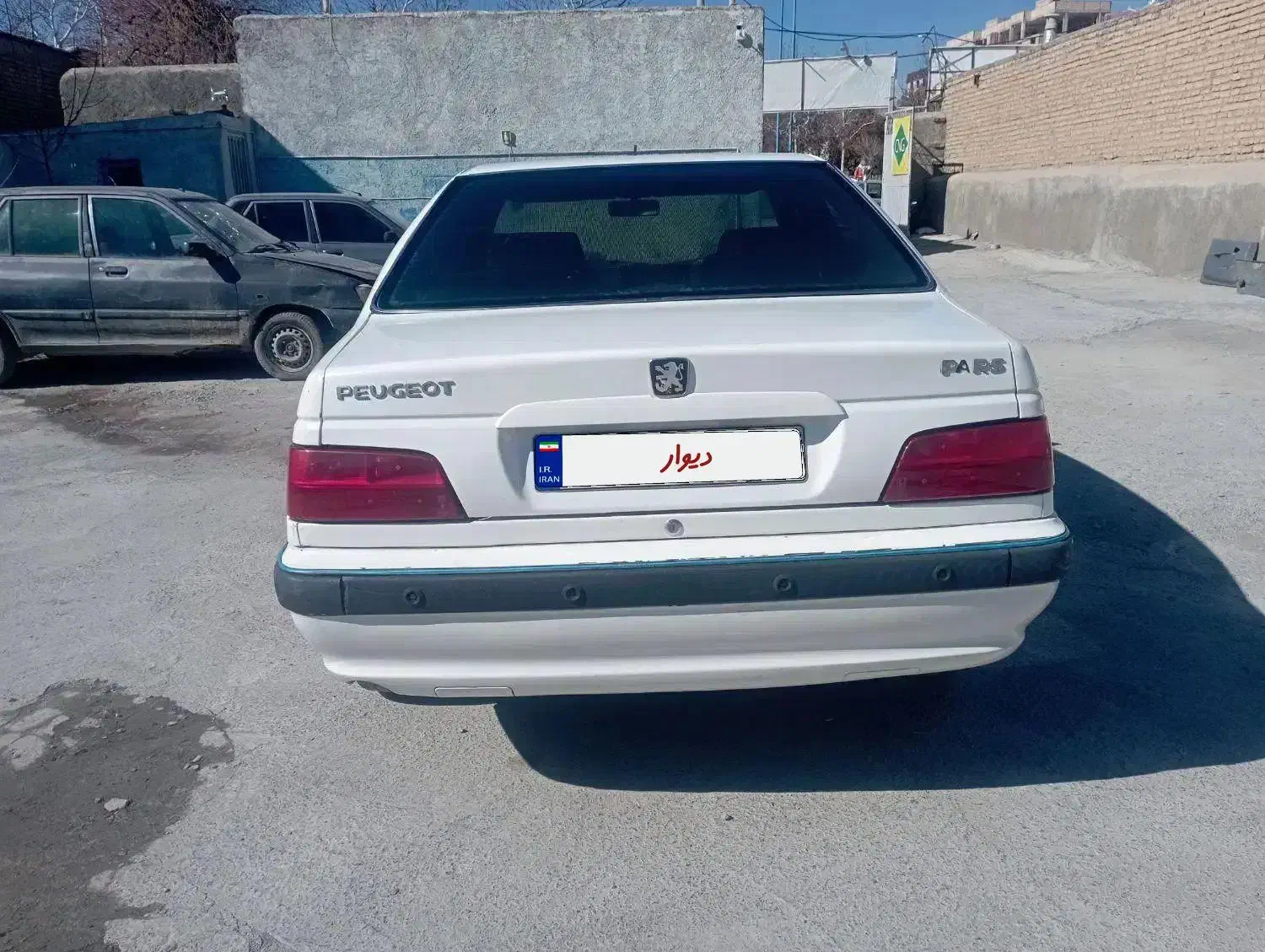 پژوسال ۹۵ کم کار خونگی|خودرو سواری و وانت|گلپایگان, |دیوار