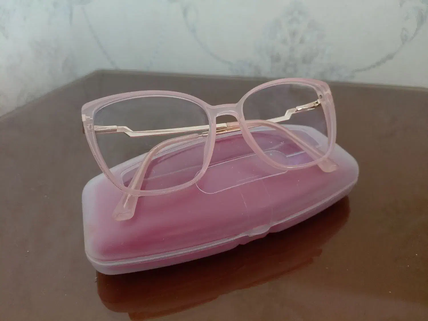 فرم عینک طبی|زیورآلات و اکسسوری|تهران, بلورسازی|دیوار