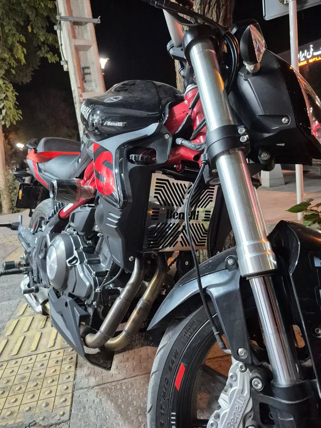 بنلی ۳۰۰ دوسیلندر|موتورسیکلت|اصفهان, نصرآباد|دیوار