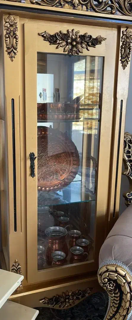 ویترین سه طبقه در حد نو|بوفه، ویترین، کنسول|قشم, |دیوار