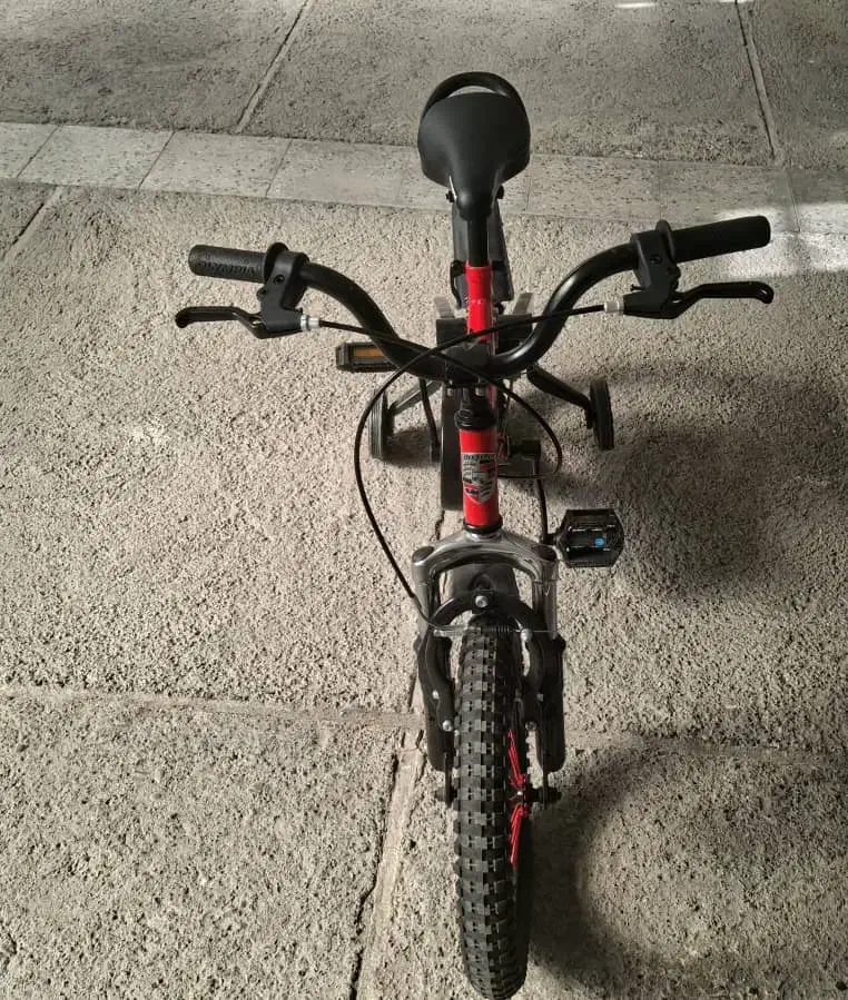 دوچرخه کودک با کمکی|دوچرخه، اسکیت، اسکوتر|پردیس, فاز ۴|دیوار